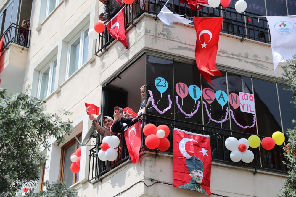 Sessiz Denizlinin Muhteşem 23 Nisan Bayramı Kutlaması | Akis Haber 3