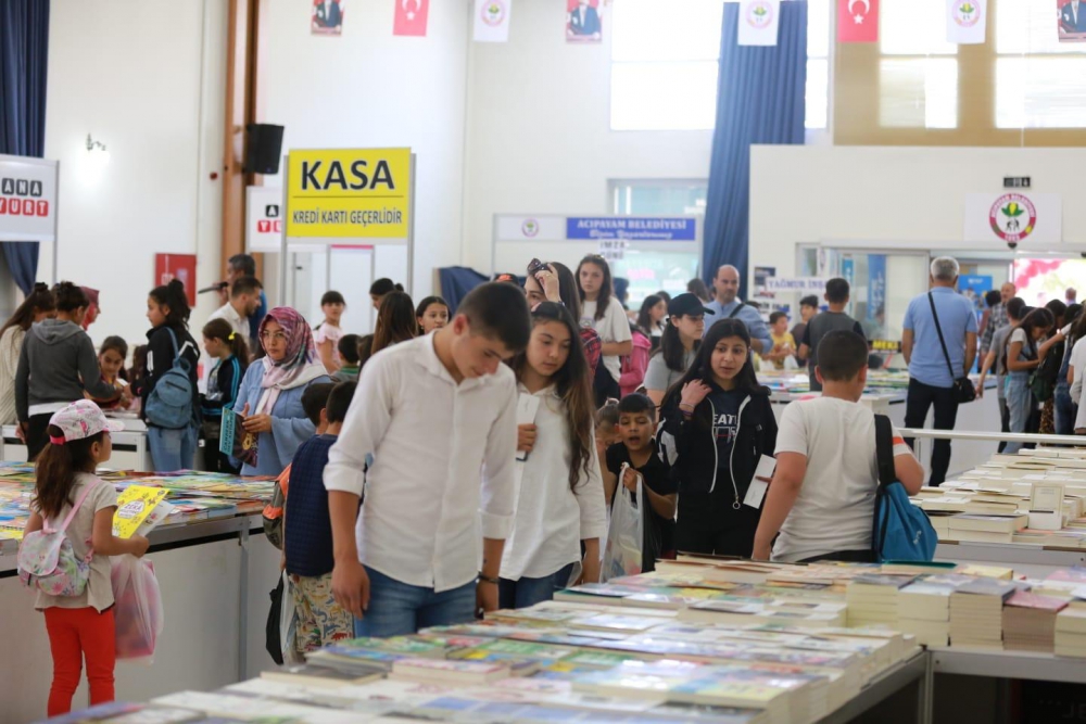 Acıpayam Kitap Günlerine Yoğun İlgi 6