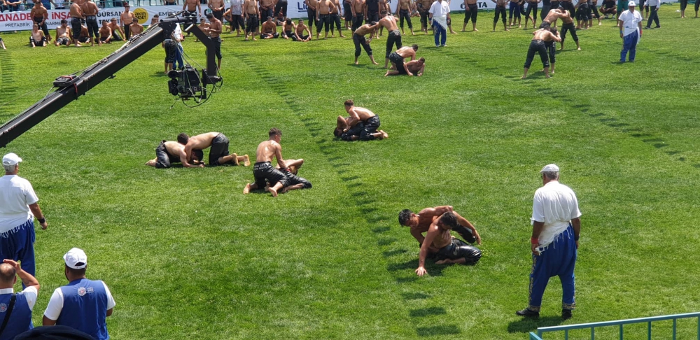 Türk'ün Ata Sporu Yağlı Güreşlerin 2. sini Denizli Merkezefendi Bel 18