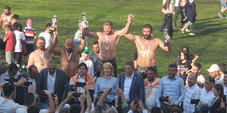 Foto Galeri: Türk'ün Ata Sporu Yağlı Güreşlerin 2. sini Denizli Merkezefendi Belediye