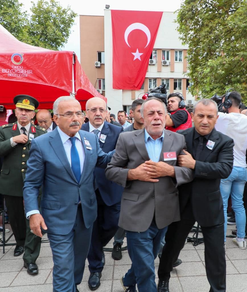 Şehidimiz Ümit Kesti Son Yolculuğuna Uğurlandı 10