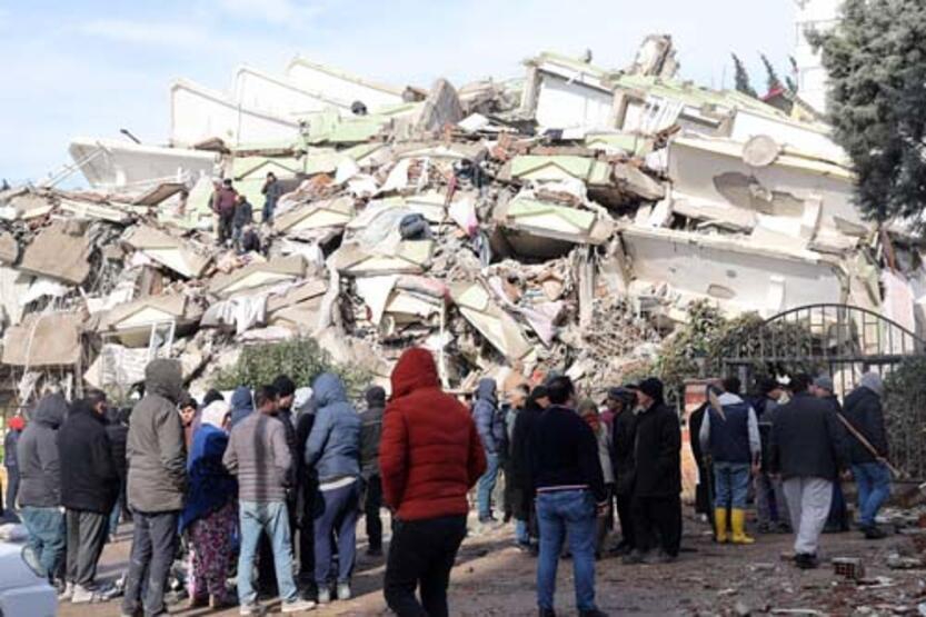 Kahramanmaraş merkezli 7.7 ve 7.6'lık iki büyük deprem 14