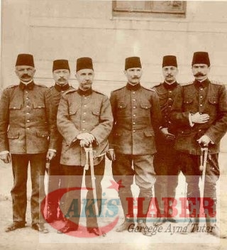 Atatürk’ün savaş zamanındaki resimleri 24