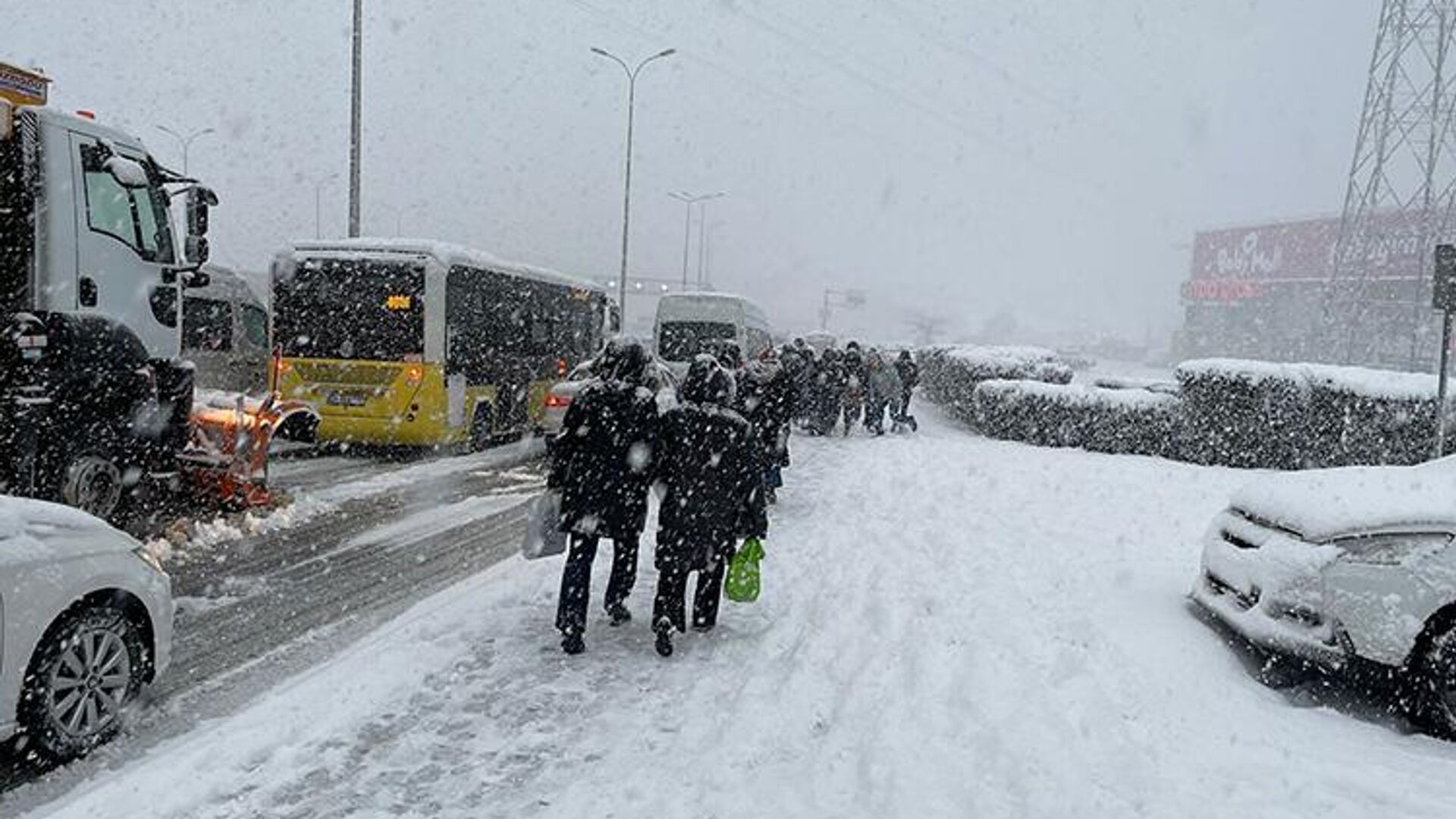 Afyonkarahisar’da kar yağışı