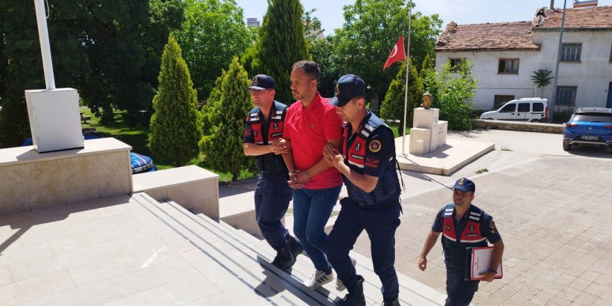 Kazayı başkası yapmış gibi ihbarda bulunan sürücünün yalanını jandarma ortaya çıkardı