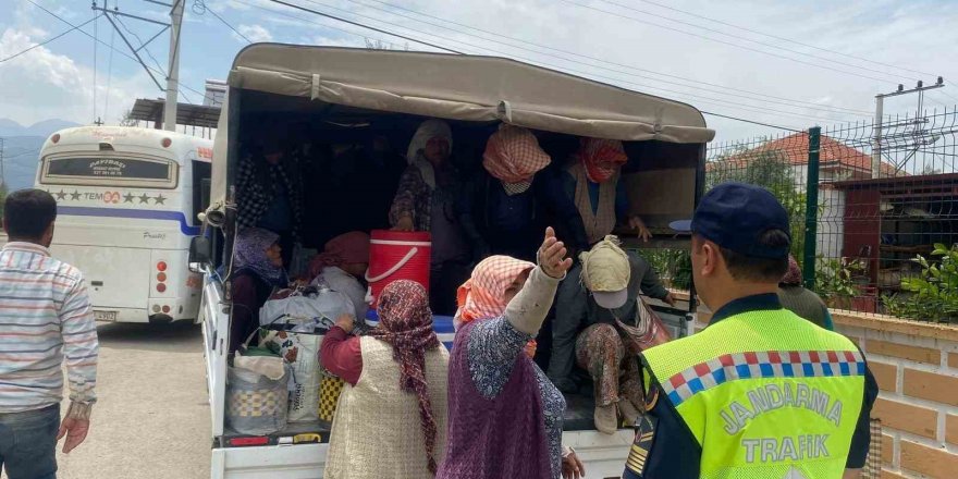 Manisa’da jandarmadan trafik denetimi