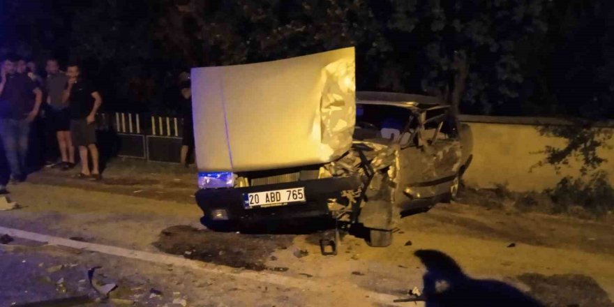 Kaza yapan otomobillere tır çarptı: 1 ölü, 1 yaralı