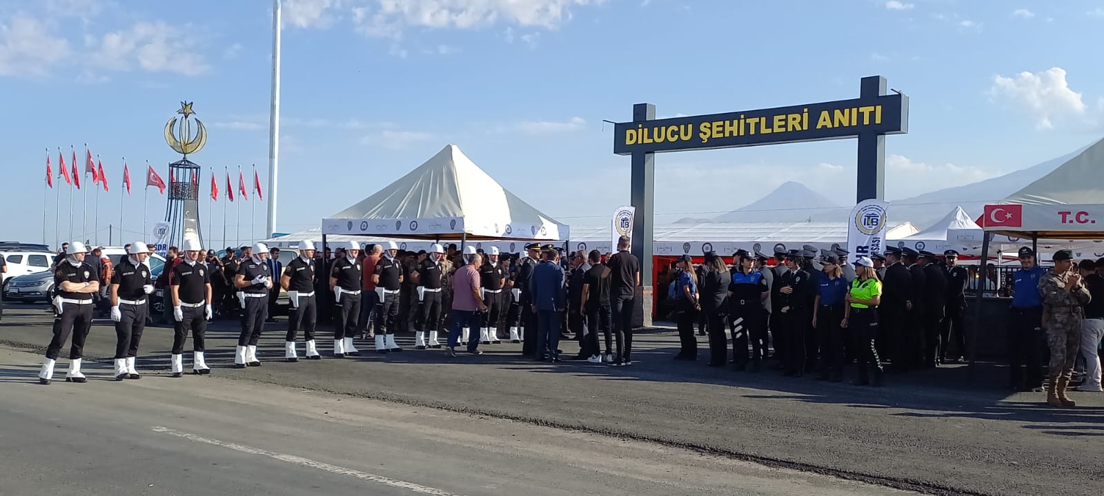 Dilucu Şehitleri Anıtı Törenle Açıldı