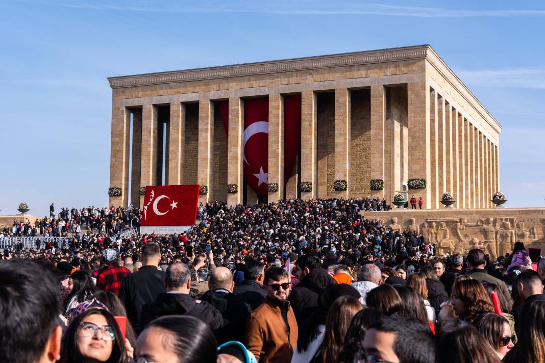 Türk Milleti Ata’sına koştu!