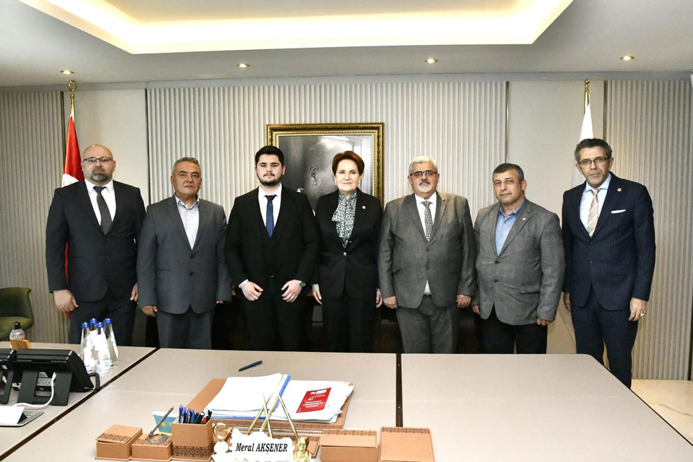 aksener-i-ziyaret-etti-1-1707314683.jpg